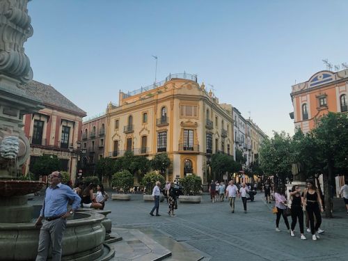 Normativa Pisos Turísticos Sevilla【2024】